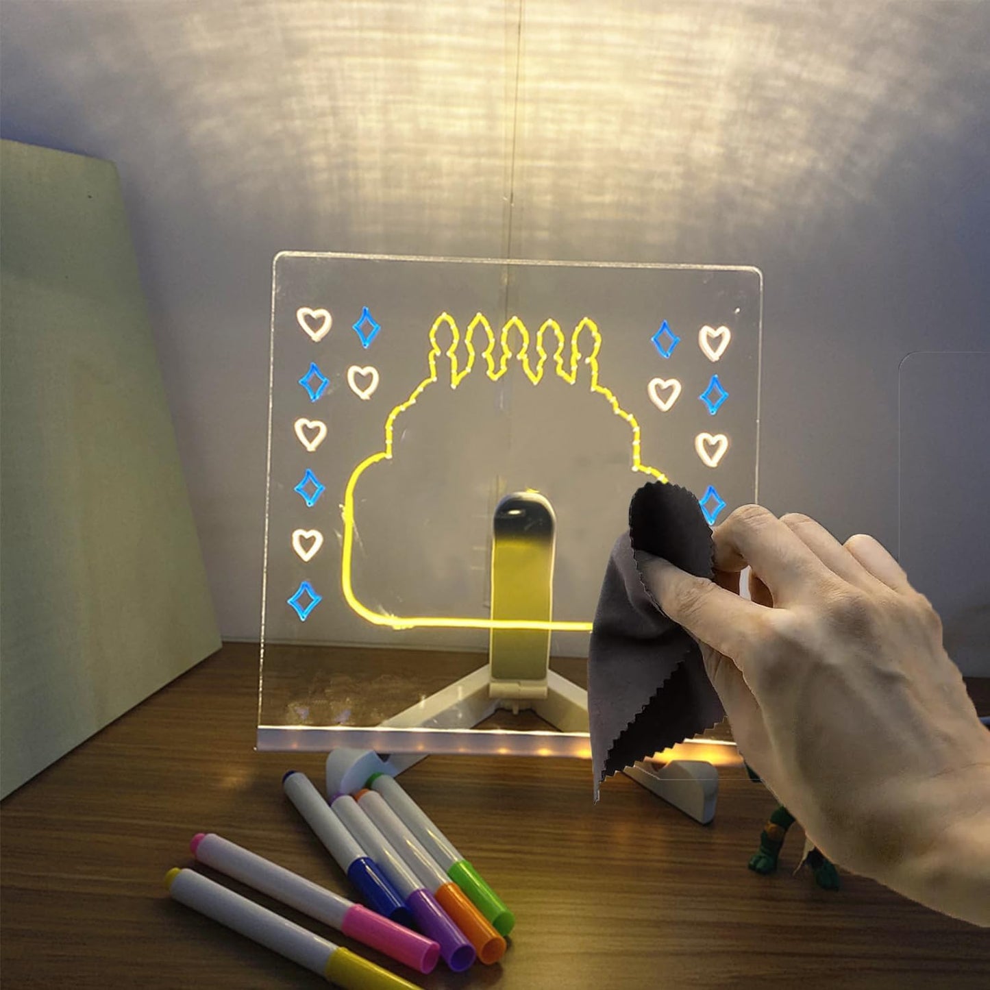 לוח LED מחיק צבעוני
